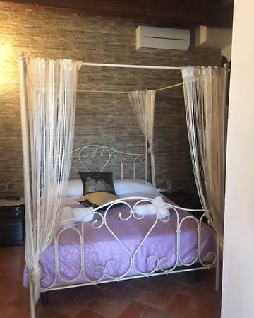 B&B Ginevra Ghizzano Exterior foto